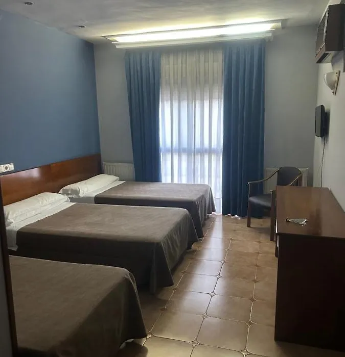 Hostal 36-1