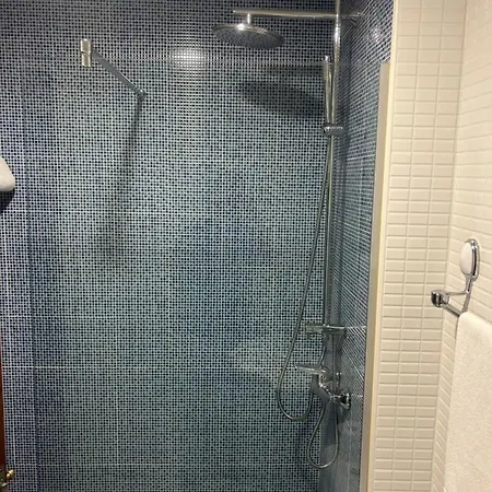 Hostal 36-2